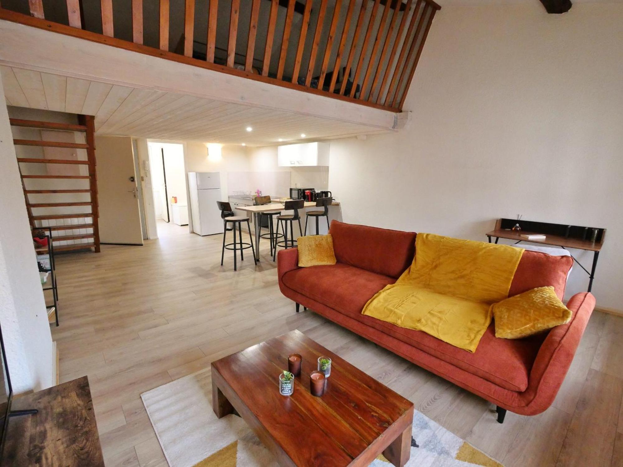 Appartement Avec Mezzanine Idealement Situe A Mâcon エクステリア 写真